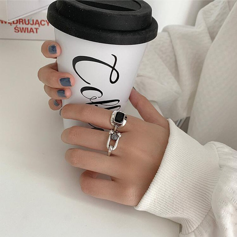 Anillo de dedo índice de apertura en forma de U negro de herradura retro al por mayor