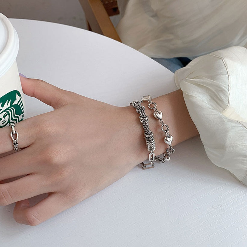 Pulsera de costura de círculo de corazón retro diseño de nicho femenino pulsera en forma de corazón de cadena trenzada