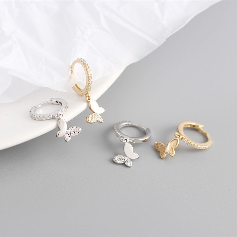 Pendientes de hebilla de oreja de anillo de oreja de diamante con colgante de mariposa coreana