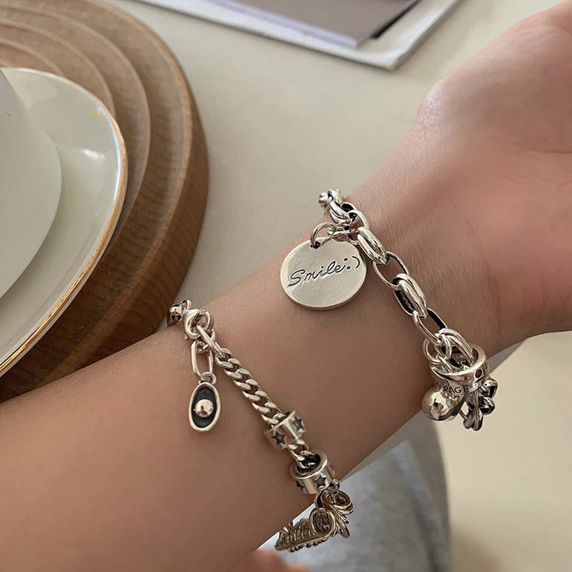 2021 nuevo lingote Retro corazón desgastado pulsera mujer Ins SpecialInterest diseño redondo marca estudiante estilo frío Simple