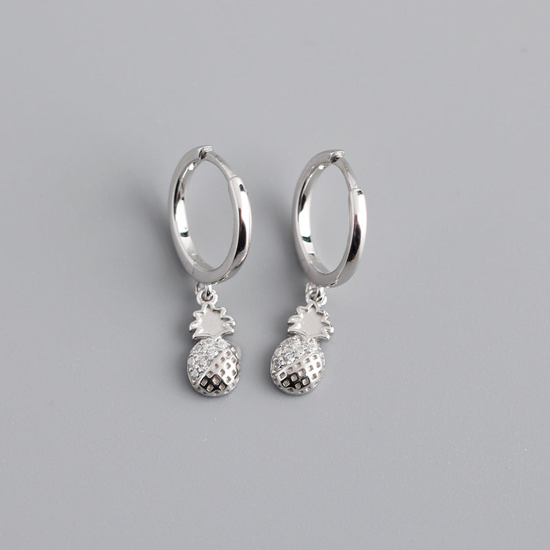 2021 Nuevo clip de oreja transfronterizo europeo y americano Moda de lujo asequible Diamond PineappleShaped J Moda Pendientes de botón simples Accesorios de clip de oreja