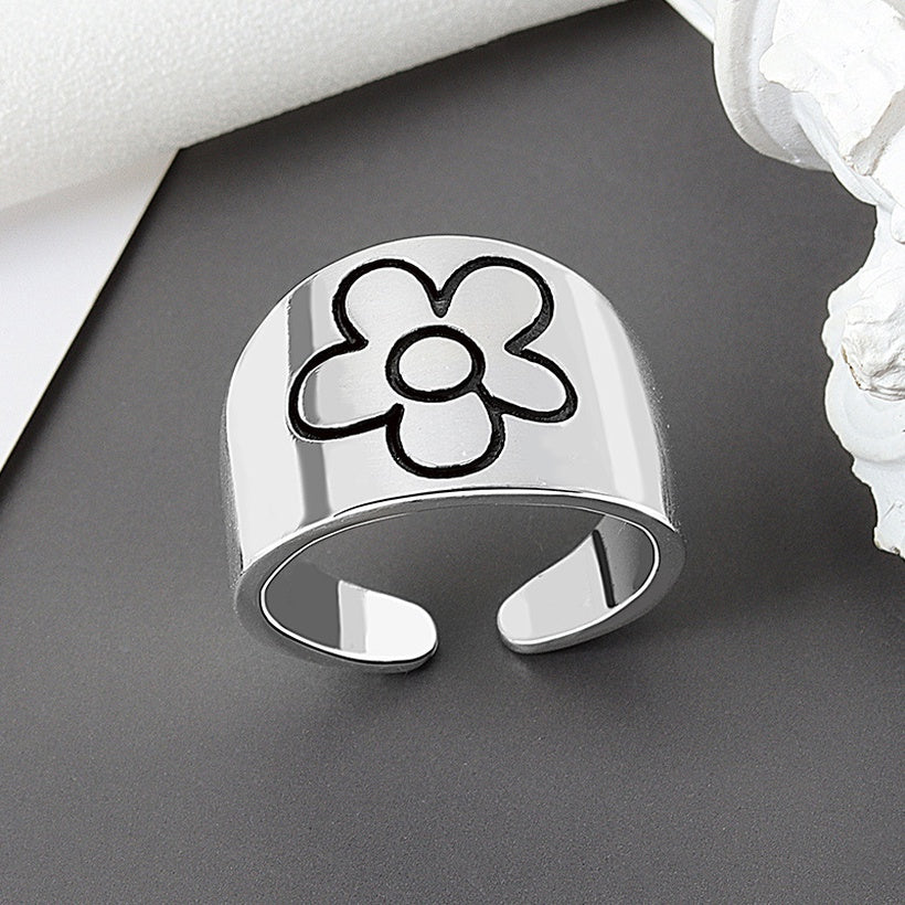 Anillo de flor de margarita brillante simple con personalidad Anillo pequeño y fresco