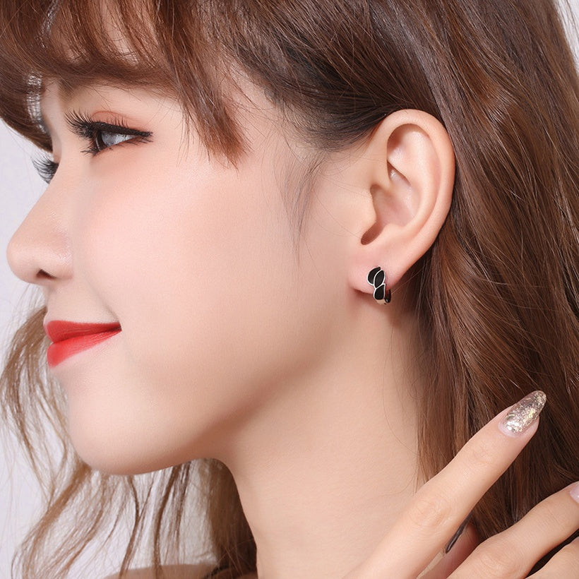 2021 versión coreana de pendientes de hoja de moda de pintura simple de personalidad