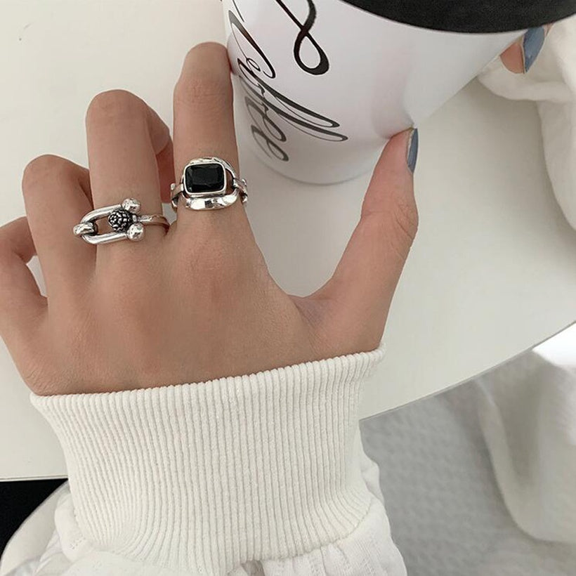 Anillo de dedo índice de apertura en forma de U negro de herradura retro al por mayor