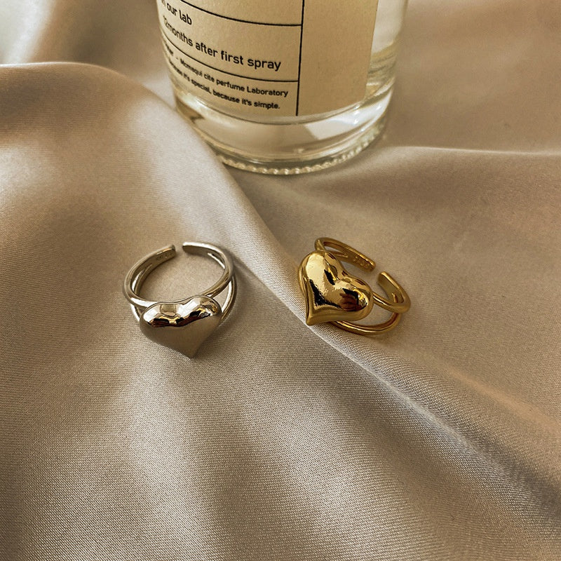 Nuevo anillo de corazón de moda para mujer, anillo en forma de corazón de moda hueca de temperamento simple